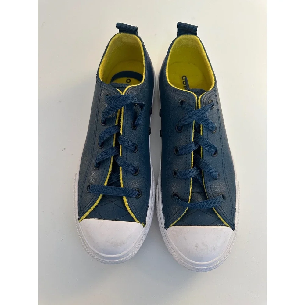 Converse Kid's Navy Blue Leather Low Top All Star Sneakers Size 3